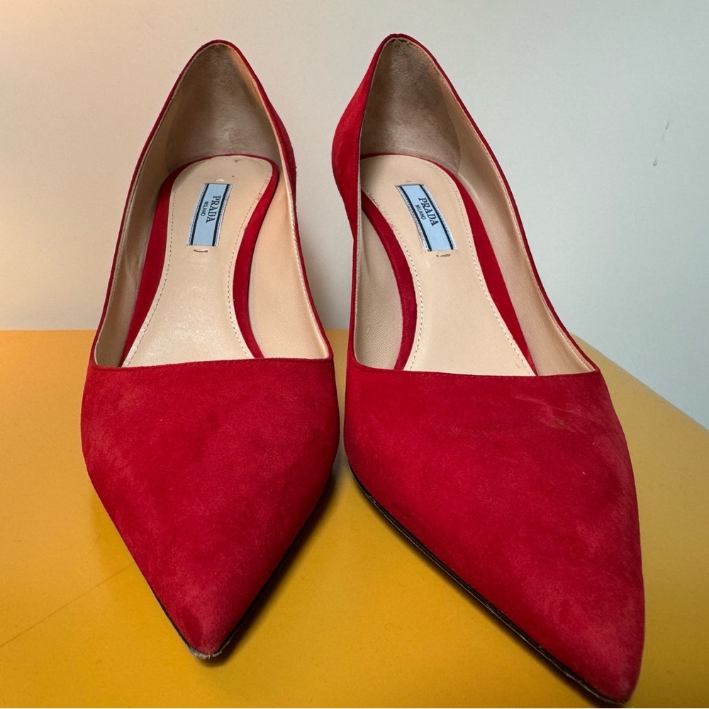 Authentic Prada pumps